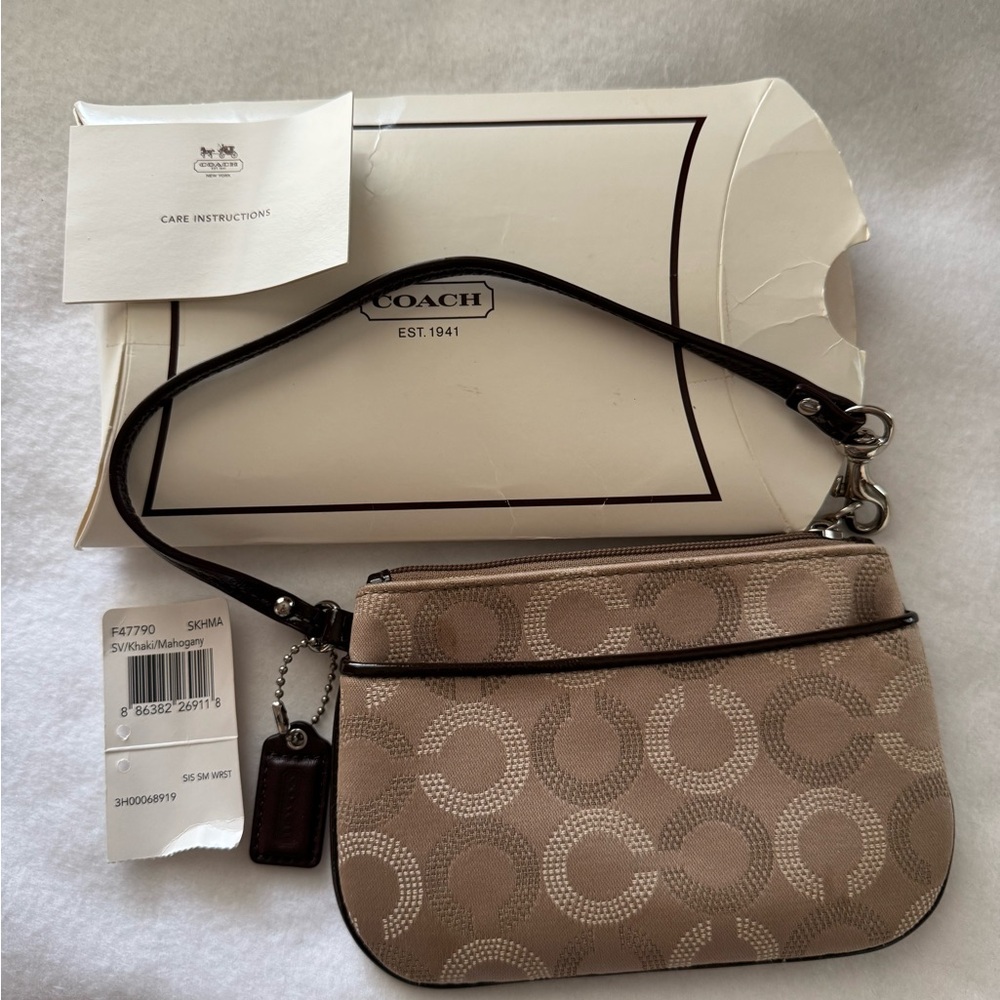 Coach OP Art Signature C Khaki  and Brown Wristlet/Wallet
New in Box, 6.5 x 4